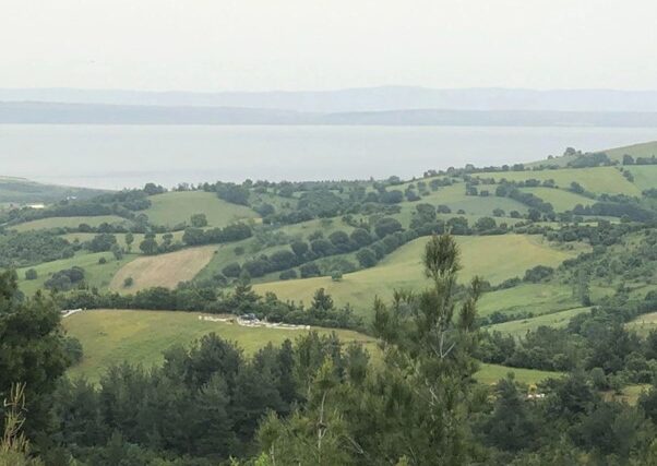 Çanakkale Adatepe’de denize 4km yakınlıkta Muhteşem arazi